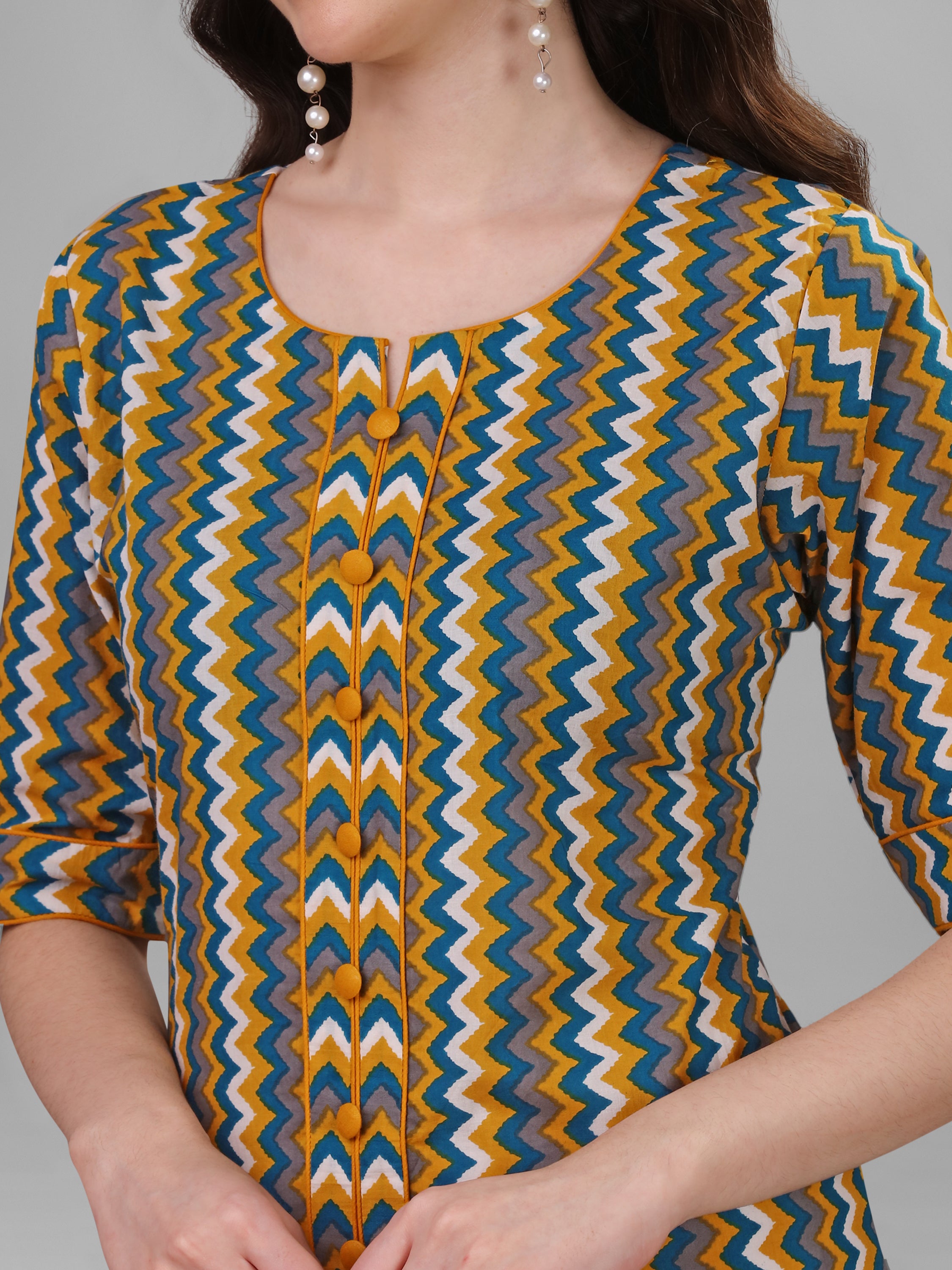Weavllite Women's Multi-Color  Pure Cotton Cambric Printed Kurta